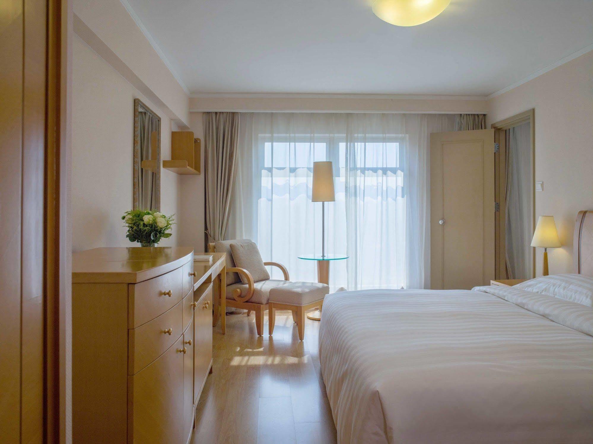 Beijing Landmark Towers Apartment Esterno foto